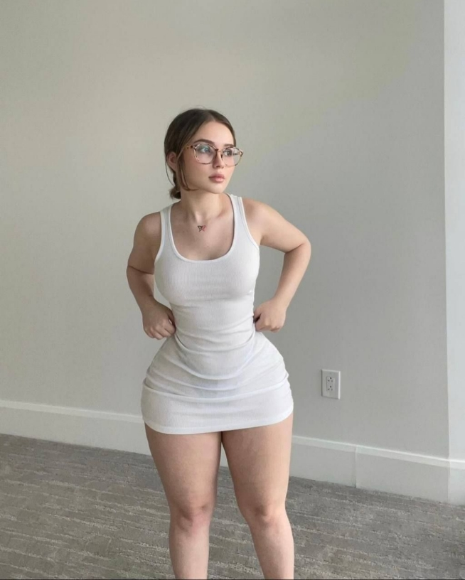 Sexy Daman Call Girl